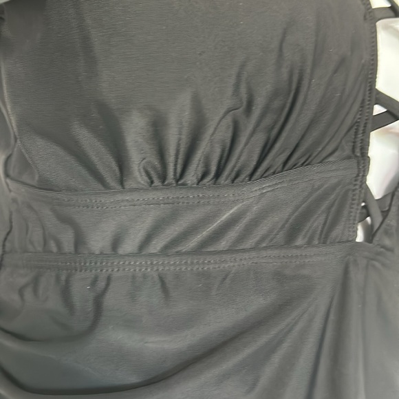 Blooming Jelly One Piece Black Swim Suit with Flutter Sleeves, deep V-neck, XXL - Picture 5 of 11